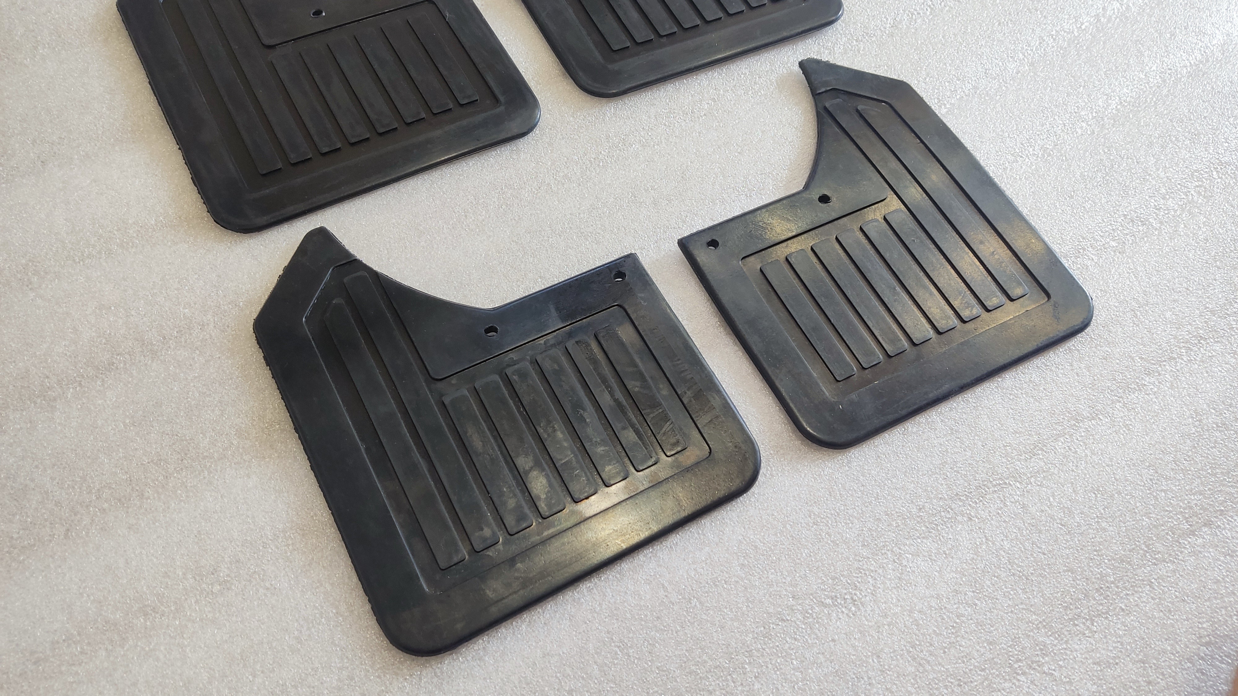 Mudguards rubber LADA NIVA URBAN (kit 4 pcs) 21218-8404311-10, 2121-84043-10/11