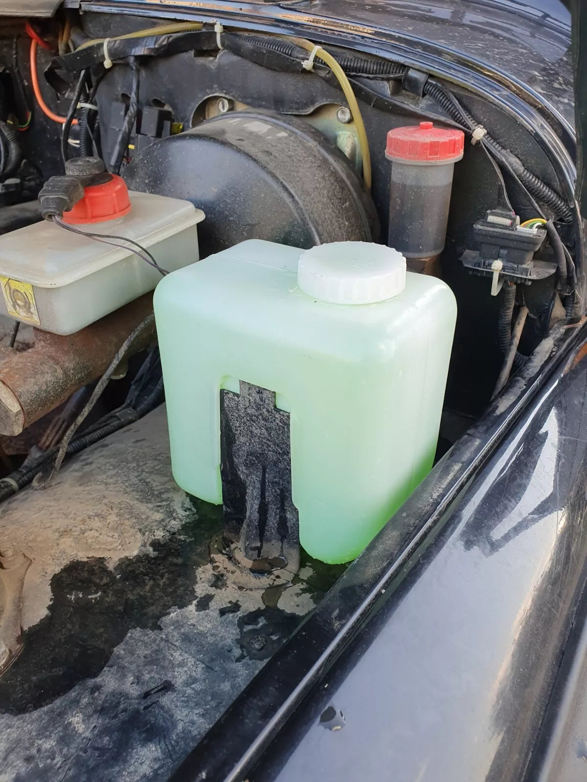 Windshield washer tank with pump (improved) UAZ Hunter - Miles Car parts & accessories