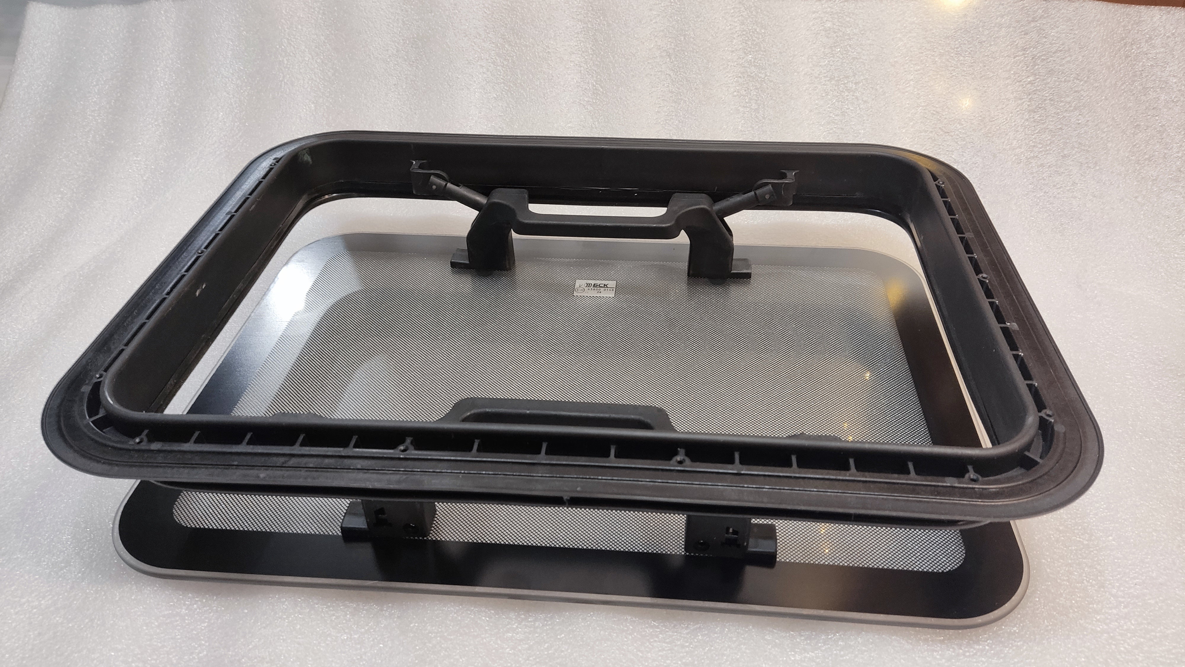 Ventilation Sunroof for bus, van, camper, truck (size 20x14 in) (510x358 mm)