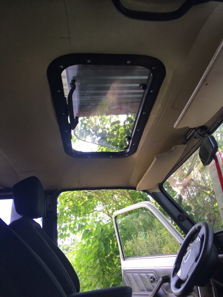 "Manual pop-up universal sunroof for any car 750mm x 360mm" (29.52inch x 14.17inch) (Bundle 2pcs) - Miles Car parts & accessories